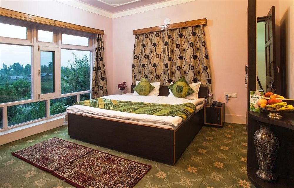 Hotel Sheesha Residency Srīnagar Exteriér fotografie