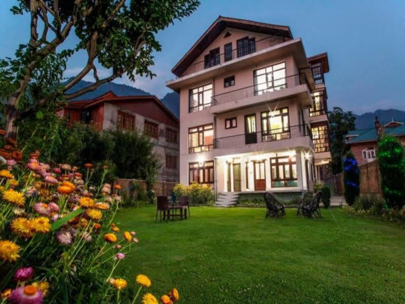 Hotel Sheesha Residency Srīnagar Exteriér fotografie